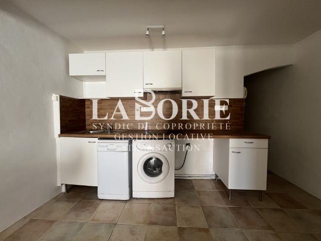 Location Appartement 1 pièce 34m² ORANGE 84100