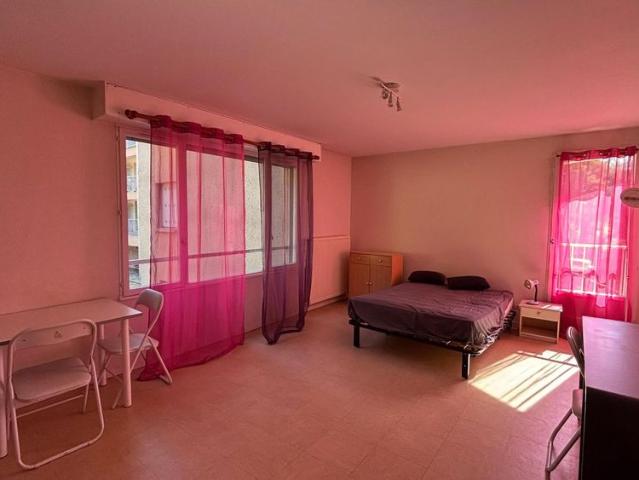 Location Appartement 1 pièce 34m² PRIVAS 07000