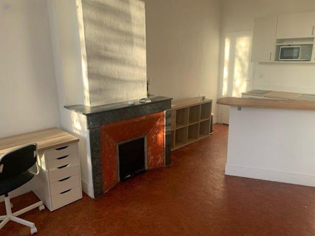 Location Appartement 1 pièce 35 m2 Marseille 6ème