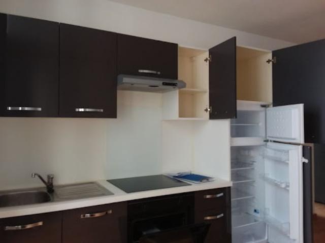 Location Appartement 1 pièce 35 m2 Nimes