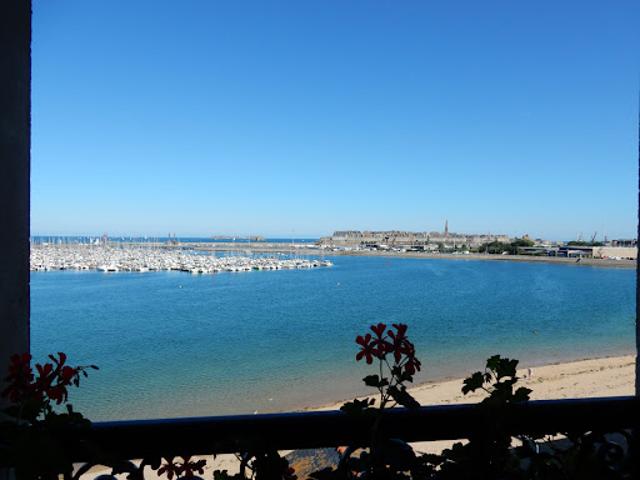 Location Appartement 1 pièce 35 m2 Saint Malo