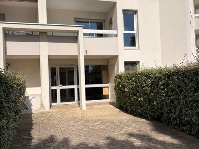 Location Appartement 1 pièce 35m²