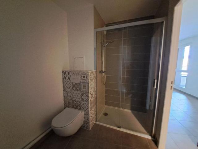 Location Appartement 1 pièce 35m² THONON LES BAINS 74200
