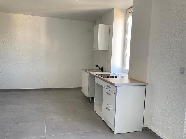 Location Appartement 1 pièce 35m² VOGUE 07200