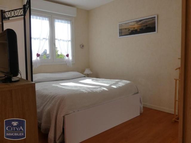 Location Appartement 1 pièce 35m² BORDEAUX 33000