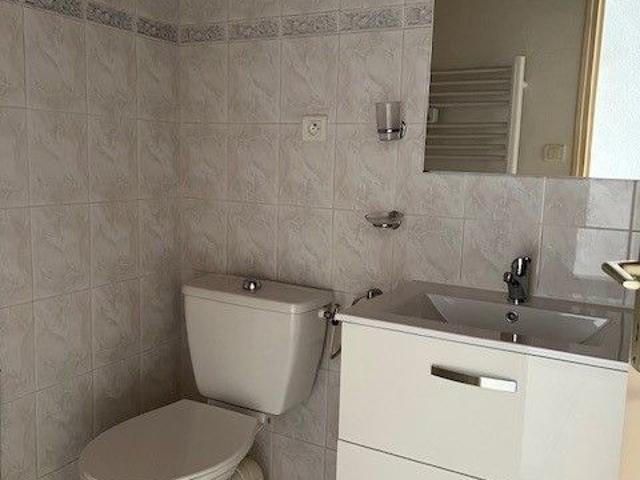 Location Appartement 1 pièce 35m² CABASSE 83340