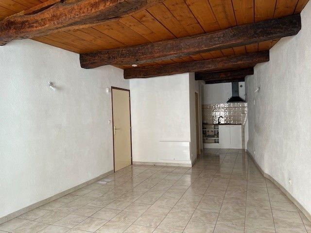 Location Appartement 1 pièce 35m² CABASSE 83340