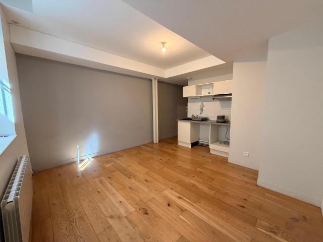 Location Appartement 1 pièce 35m² LYON 5ème