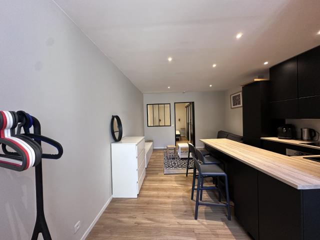 Location Appartement 1 pièce 35m² MONTPELLIER 34000