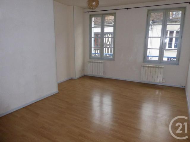 Location Appartement 1 pièce 35m² NEMOURS 77140