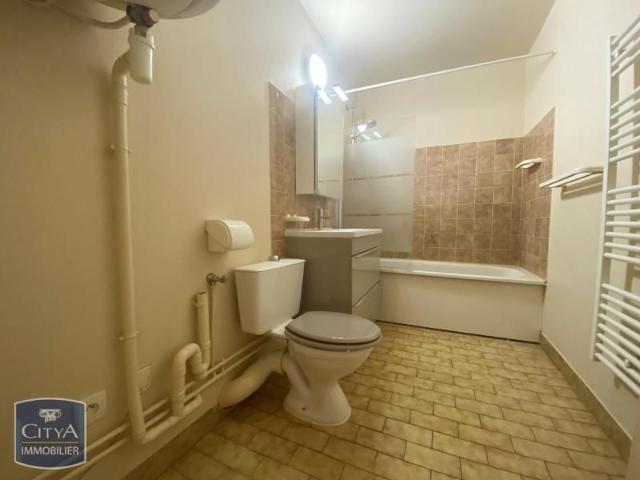 Location Appartement 1 pièce 35m² RAMBOUILLET 78120