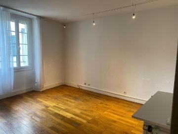 Location Appartement 1 pièce 36m² AUBENAS 07200