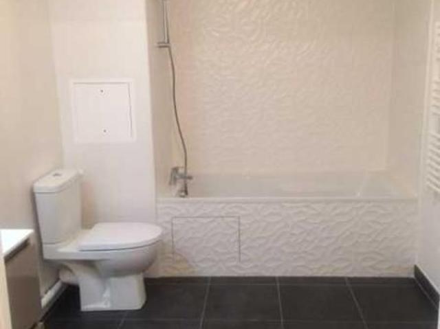 Location Appartement 1 pièce 36m² BOIS COLOMBES 92270