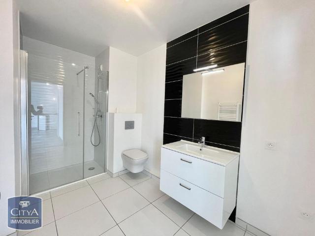 Location Appartement 1 pièce 36m² LYON 8ème