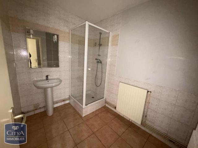 Location Appartement 1 pièce 36m² ST ETIENNE 42100