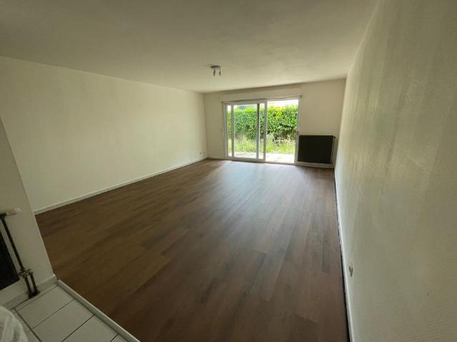 Location Appartement 1 pièce 37m² AIX LES BAINS 73100