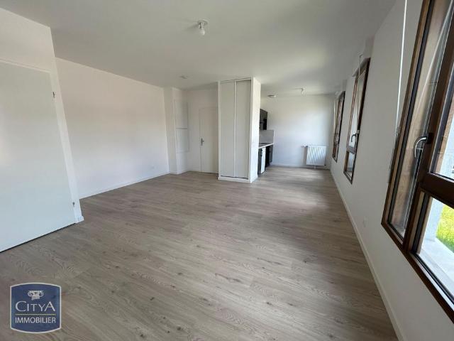 Location Appartement 1 pièce 37m² ARPAJON 91290