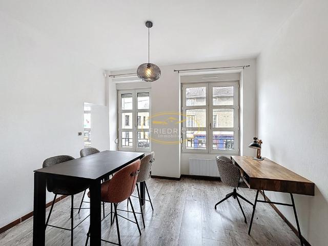 Location Appartement 1 pièce 37m² COMMERCY 55200