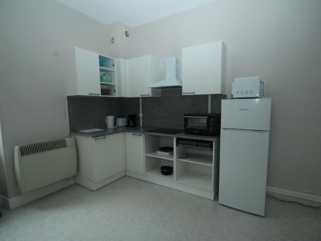 Location Appartement 1 pièce 37m² DECIZE 58300