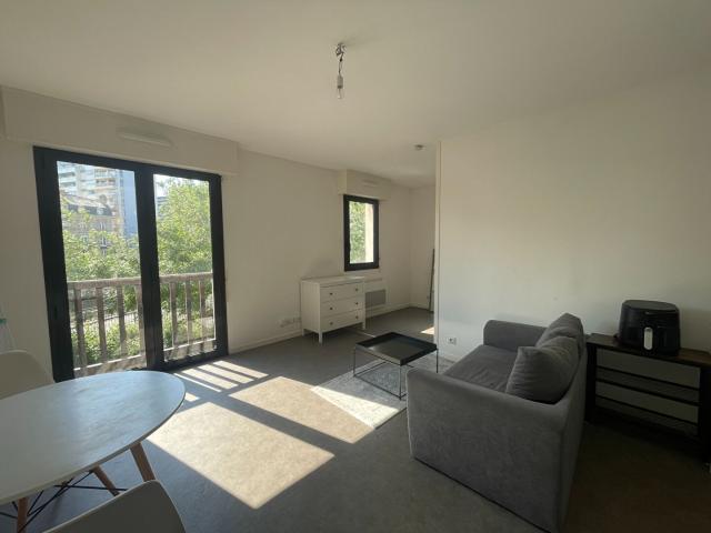 Location Appartement 1 pièce 37m² RENNES 35000
