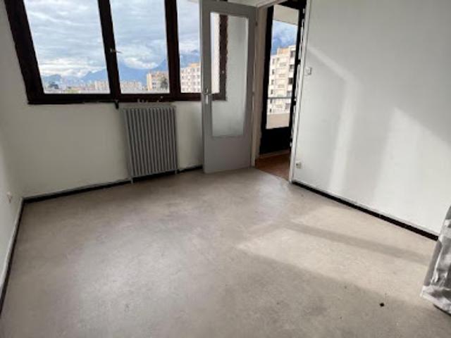 Location Appartement 1 pièce 38 m2 Echirolles