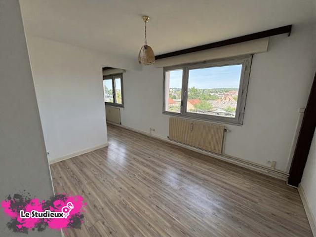 Location Appartement 1 pièce 38 m2 Luxeuil les Bains