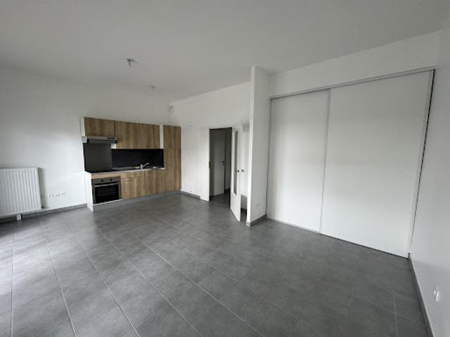 Location Appartement 1 pièce 38.8 m2 Reims