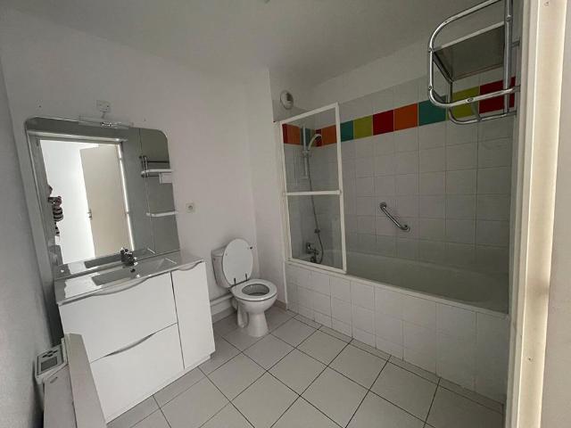 Location Appartement 1 pièce 38m²