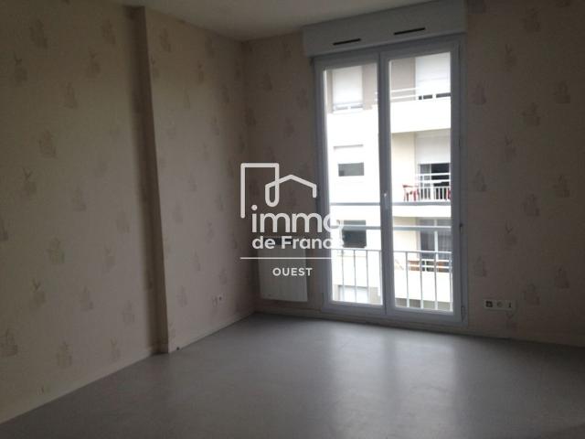 Location Appartement 1 pièce 38m²