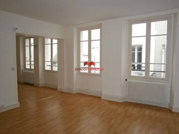 Location Appartement 1 pièce 38m²