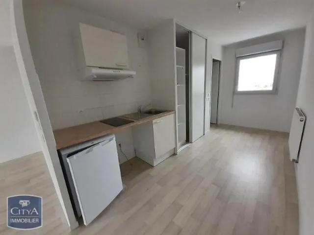 Location Appartement 1 pièce 38m² TOURS 37000