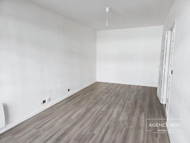 Location Appartement 1 pièce 38m² ANNECY 74000