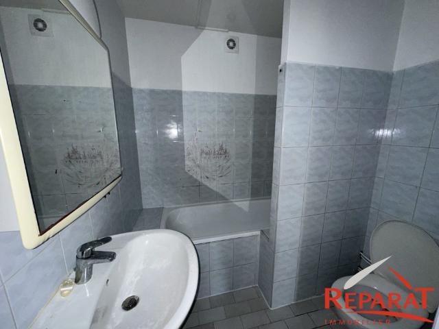 Location Appartement 1 pièce 38m² BEYNAT 19190