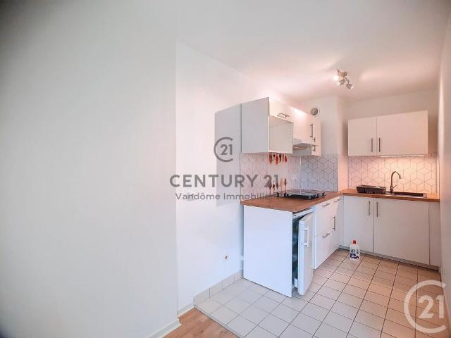 Location Appartement 1 pièce 38m² CREPY EN VALOIS 60800