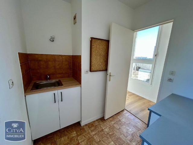 Location Appartement 1 pièce 38m² NANTES 44200