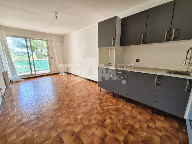 Location Appartement 2 pièces 38m² SETE 34200