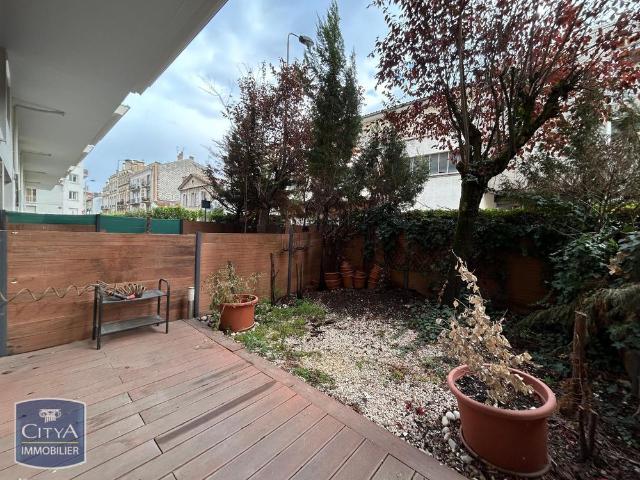 Location Appartement 1 pièce 39m² BORDEAUX 33000