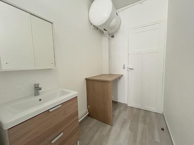 Location Appartement 1 pièce 39m² LA VARENNE ST HILAIRE 94210
