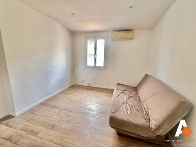 Location Appartement 1 pièce 30 m2 Marseille 7ème