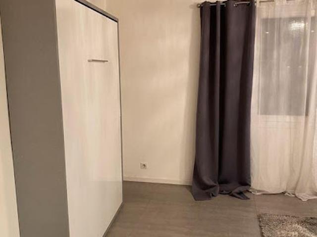 Location Appartement 1 pièce 30 m2 Nice