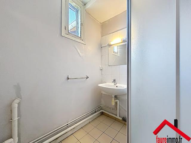 Location Appartement 1 pièce 30 m2 Brive la Gaillarde