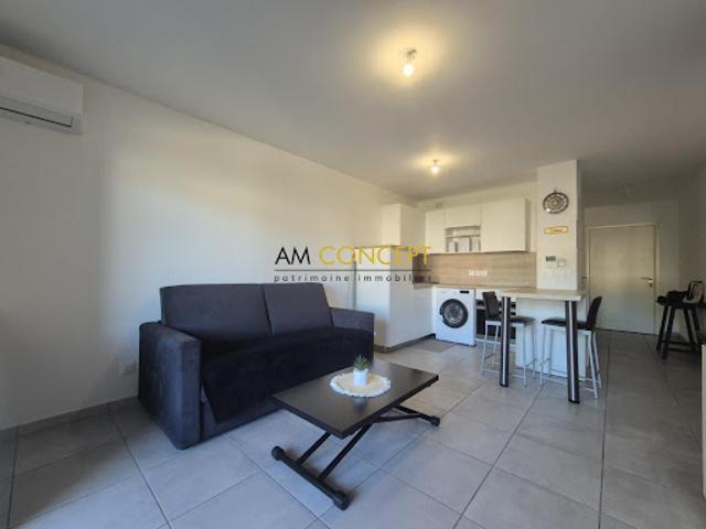 Location Appartement 1 pièce 30 m2 La trinite
