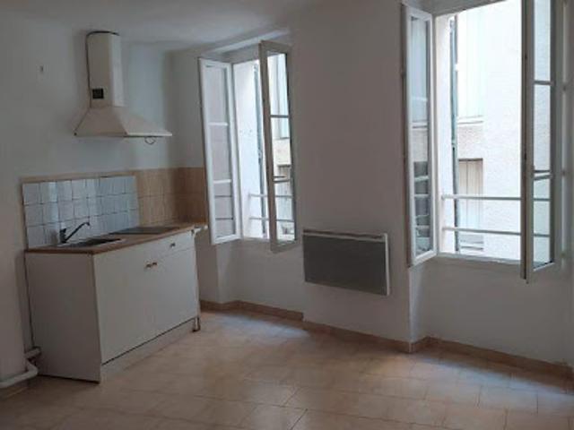 Location Appartement 1 pièce 30 m2 Toulon