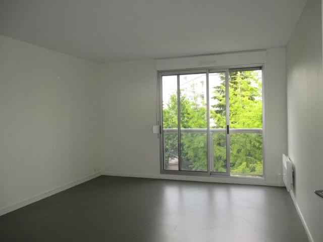 Location Appartement 1 Pièce 30 m²