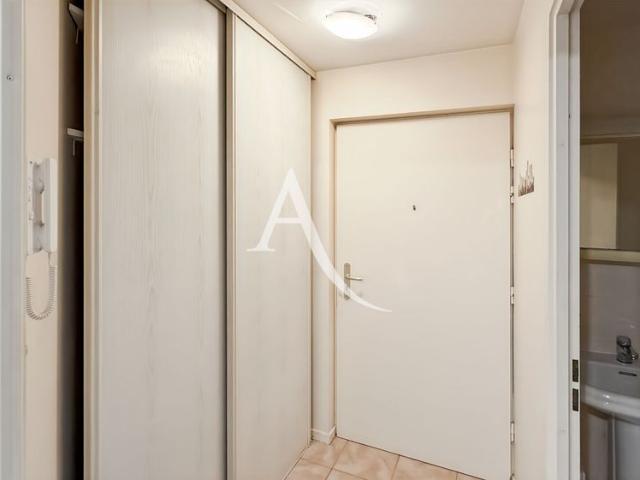 Location appartement 1 pièce, 30.05m², Bois d'Arcy