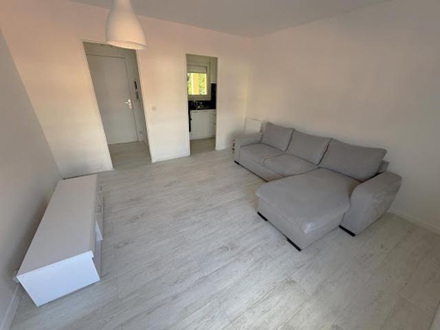 Location Appartement 1 pièce 30.1 m2 Villeparisis