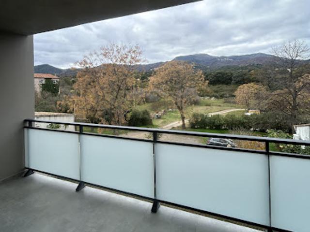 Location Appartement 1 pièce 30.4 m2 Venzolasca