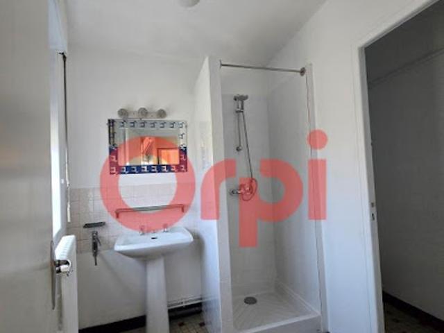Location Appartement 1 pièce 30.6 m2 Peronne