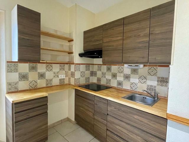 Location appartement 1 pièce, 30.72m², L'Isle Jourdain