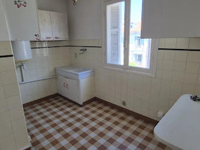 Location Appartement 1 pièce 30.94 m2 Nice